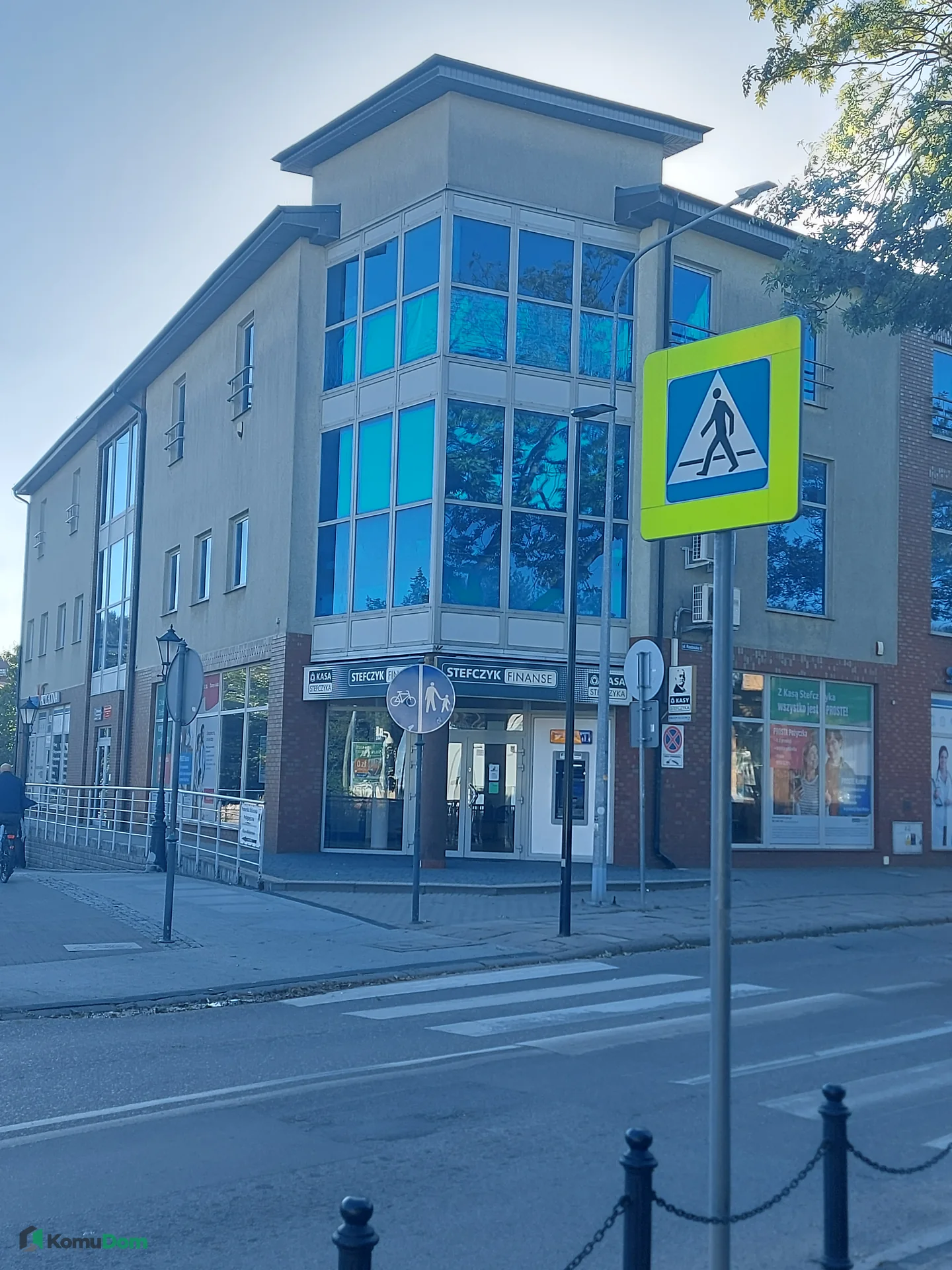 Lokal do wynajęcia — zdjęcie główne