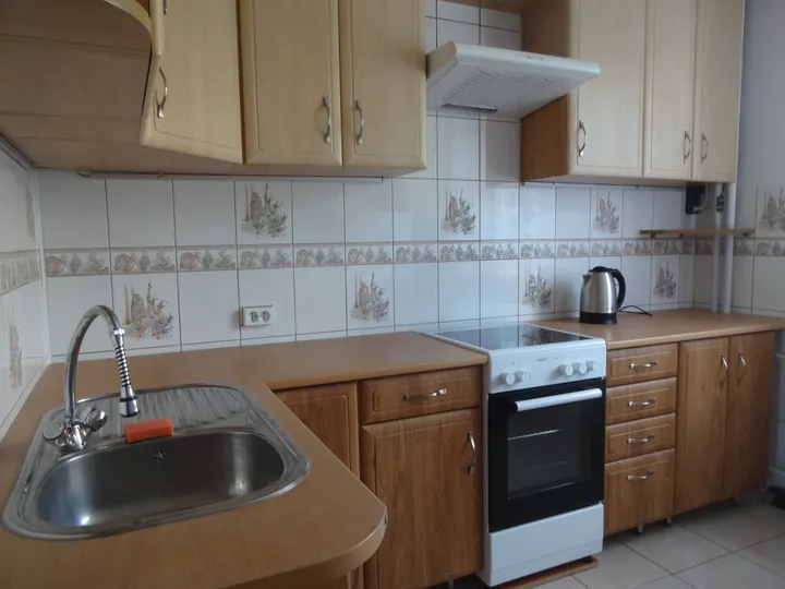 2 duże pokoje z oddzielną kuchnią