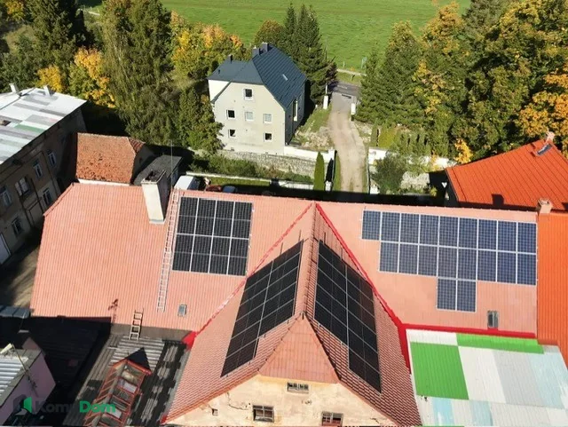 Kompleks produkcyjno-mieszkalny z halami i działką 6000 m² – Mieroszów — zdjęcie 3