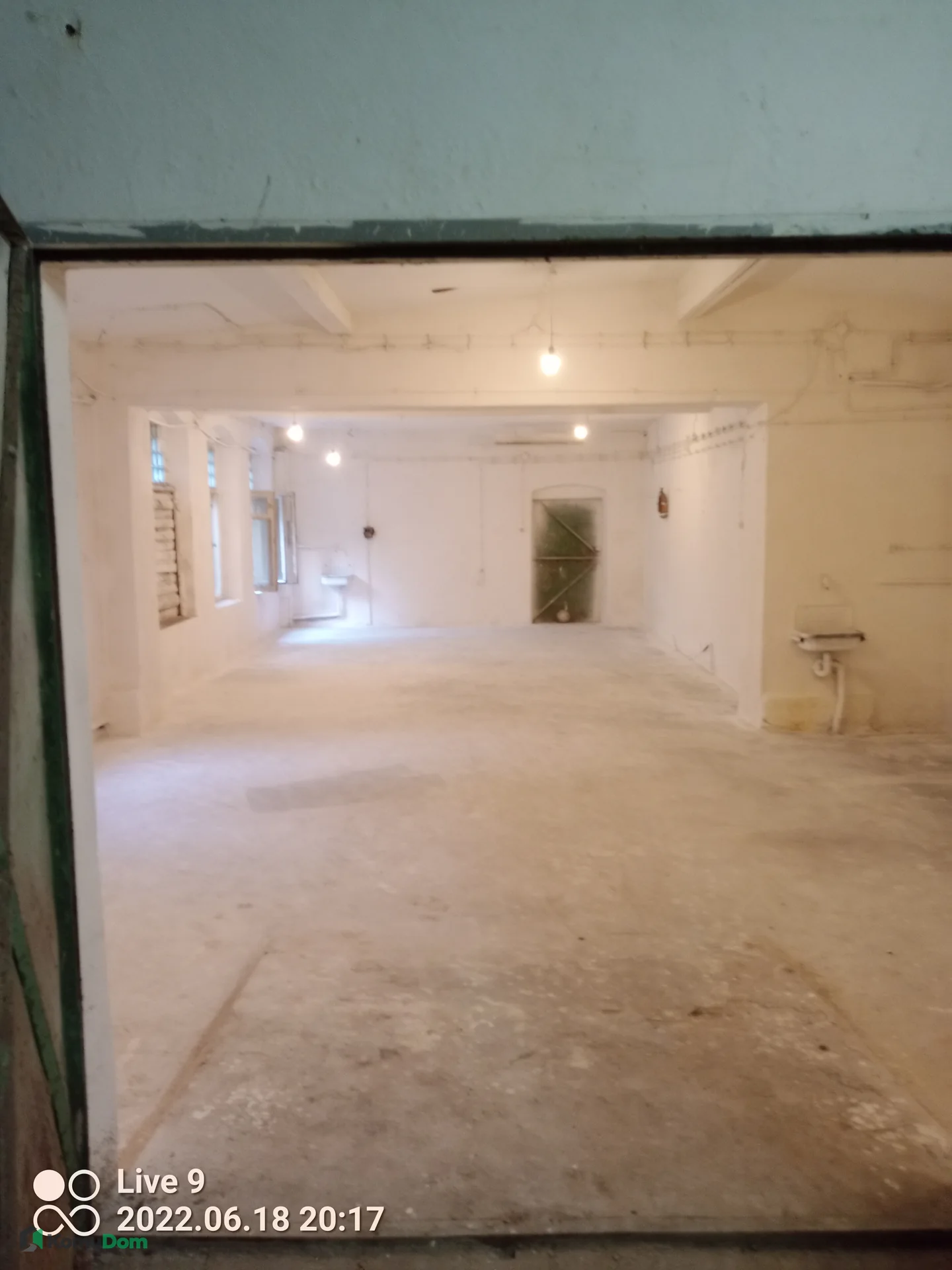 Kompleks produkcyjno-mieszkalny z halami i działką 6000 m² – Mieroszów — zdjęcie 9